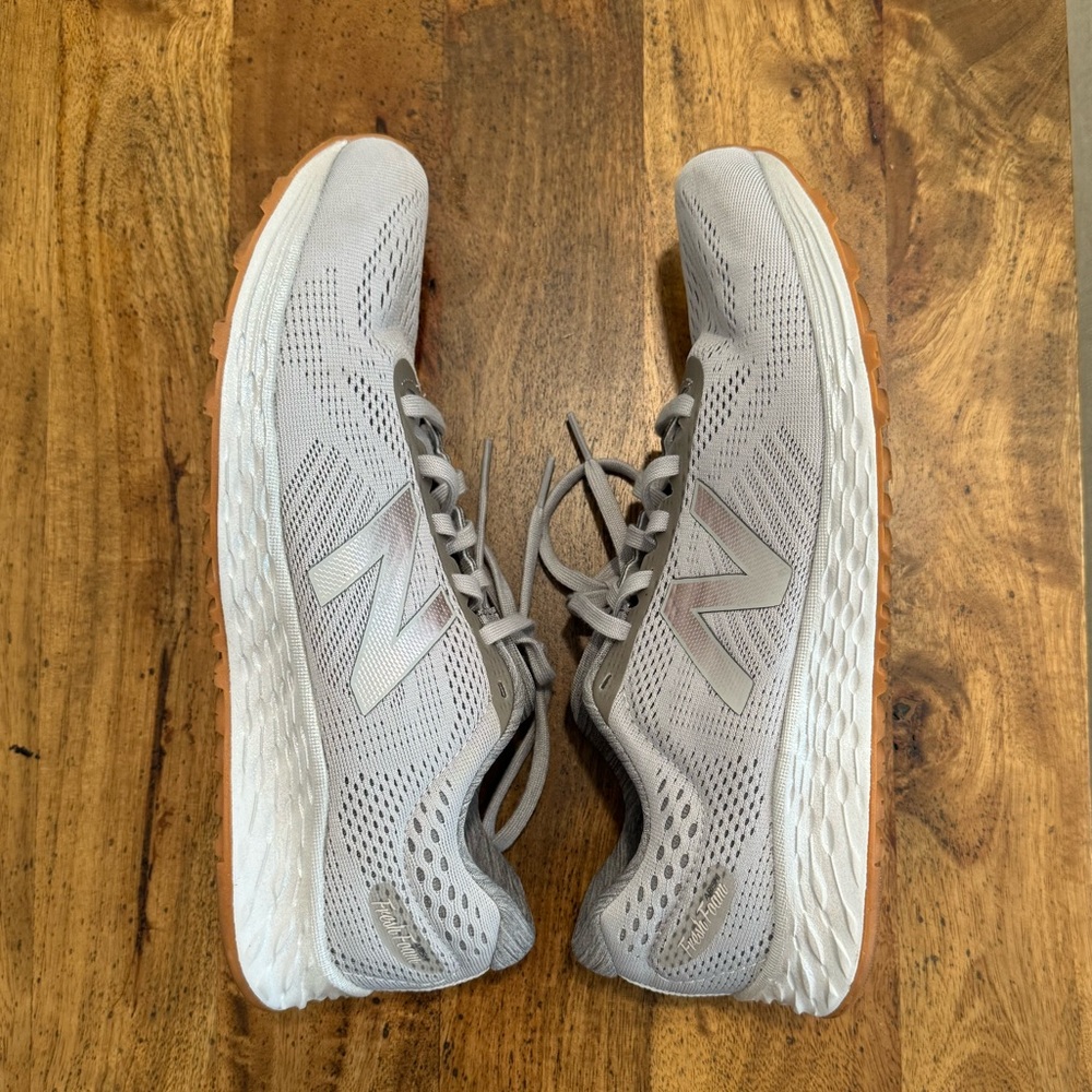 New Balance Fresh Foam Arishi Running Shoe - Women’s 9.5 - Picture 6 of 9